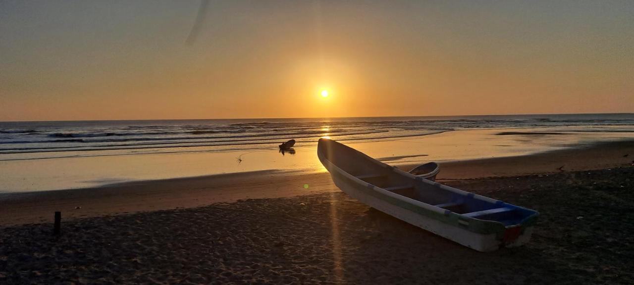 Playa San Diego Beachfront Rentals エクステリア 写真
